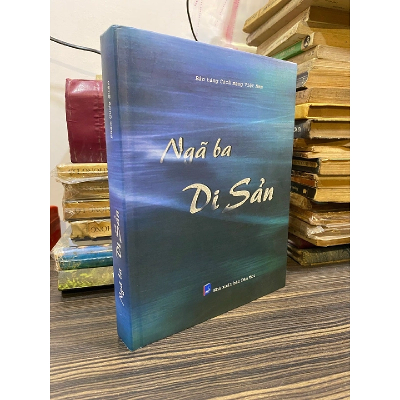 Ngã ba di sản - Phạm Quốc Quân 934480