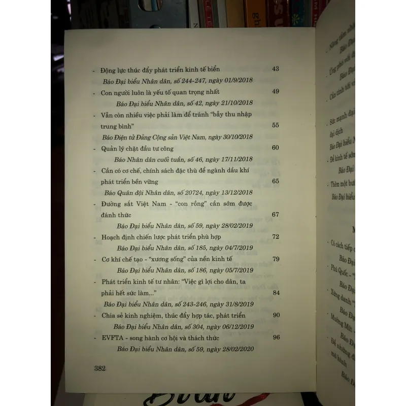 Dòng chảy nghị trường - Trần Văn 697240