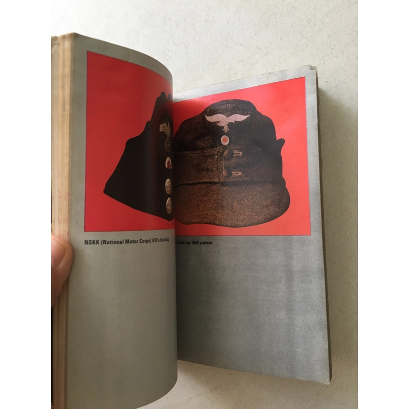 Nazi regalia - Hướng dẫn minh họa về thiết bị quân sự phát xít Đức  545455