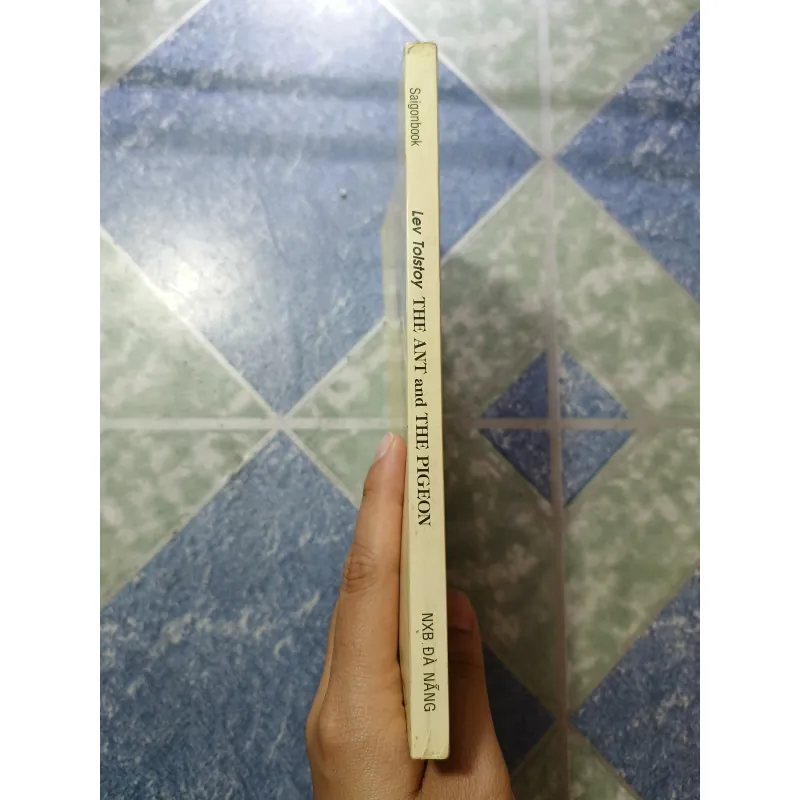 The ant and the pigeon  - Kiến và chim bồ câu - Lev Tolstoy 975080