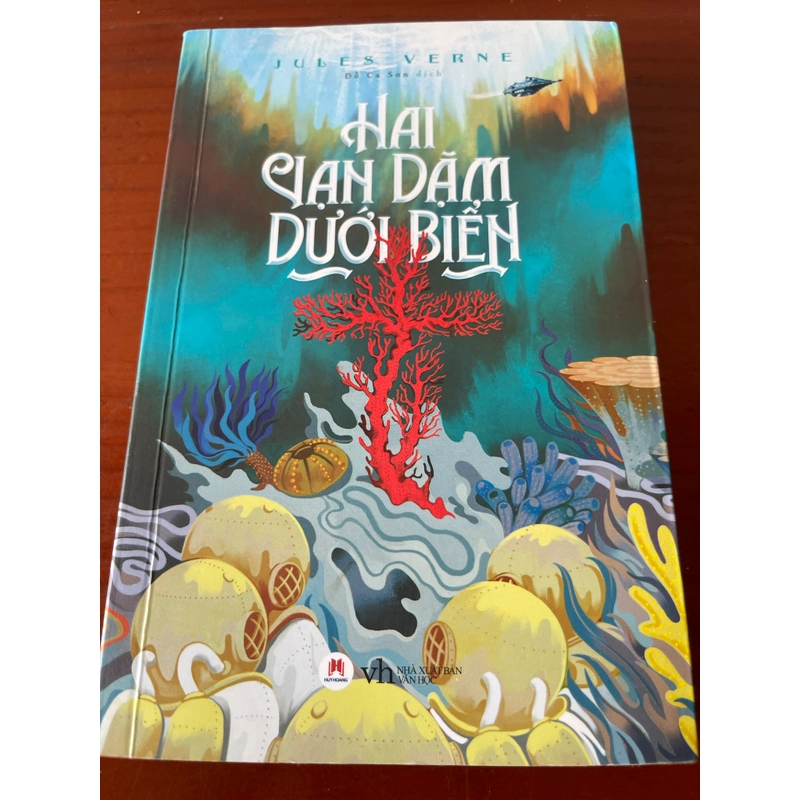 Hai vạn dặm dưới biển Jules Verne 541220