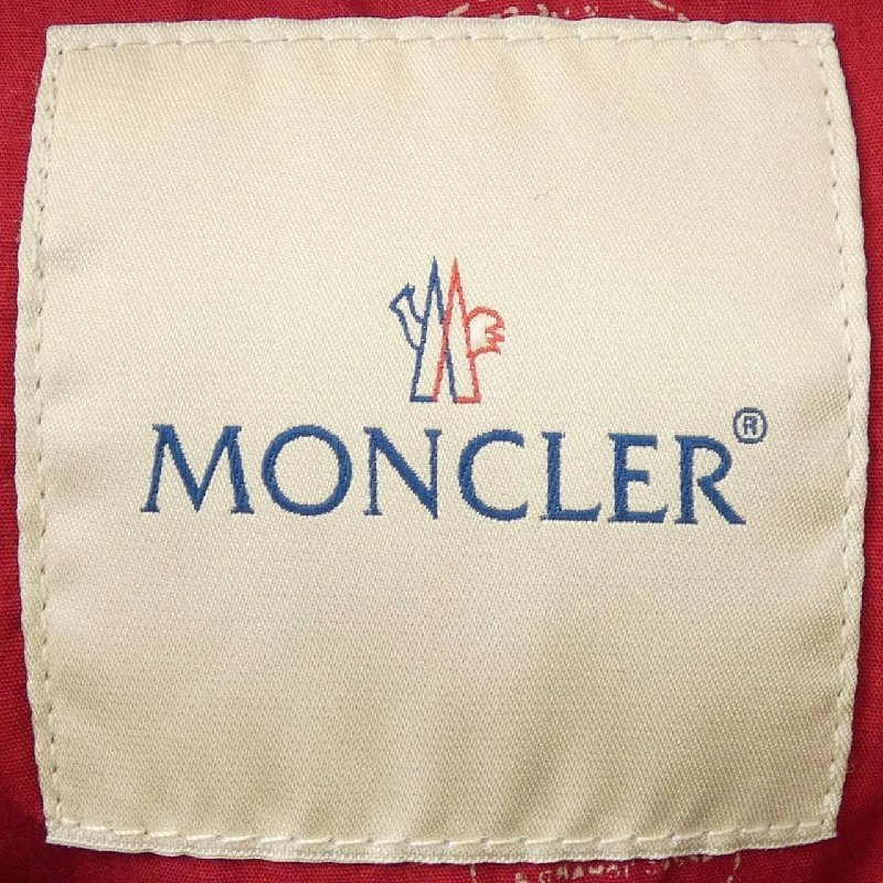 Áo gile MONCLER V GYANTSE - Hàng hiệu Chính hãng 890627