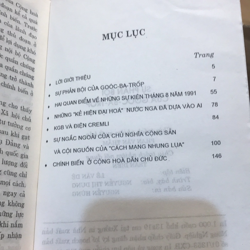 SỰ PHẢN BỘI CỦA GOOC-BA-TRỐP 525329