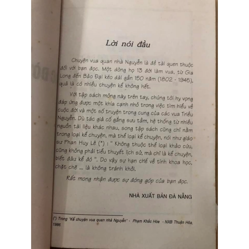 Bộ sách Đời vua triều Nguyễn (2 quyển) 305415