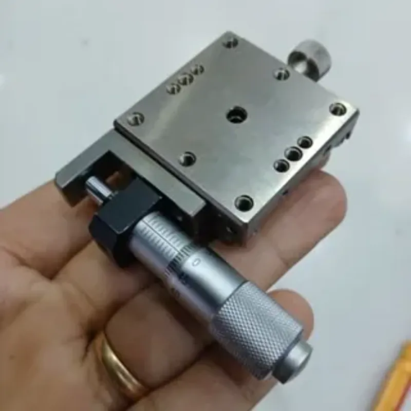 thép 40x40 bàn trượt 1 trục thép trắng tháo máy có panme hành trình 13mm vạch chia 0.01mm 674285