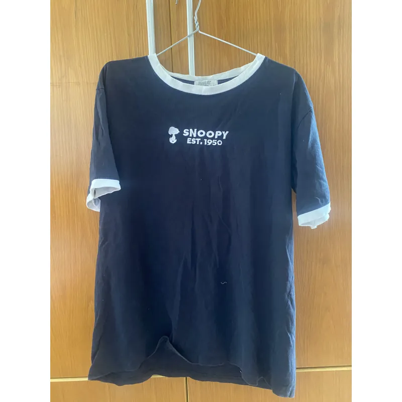 Áo thun đen size M 591084
