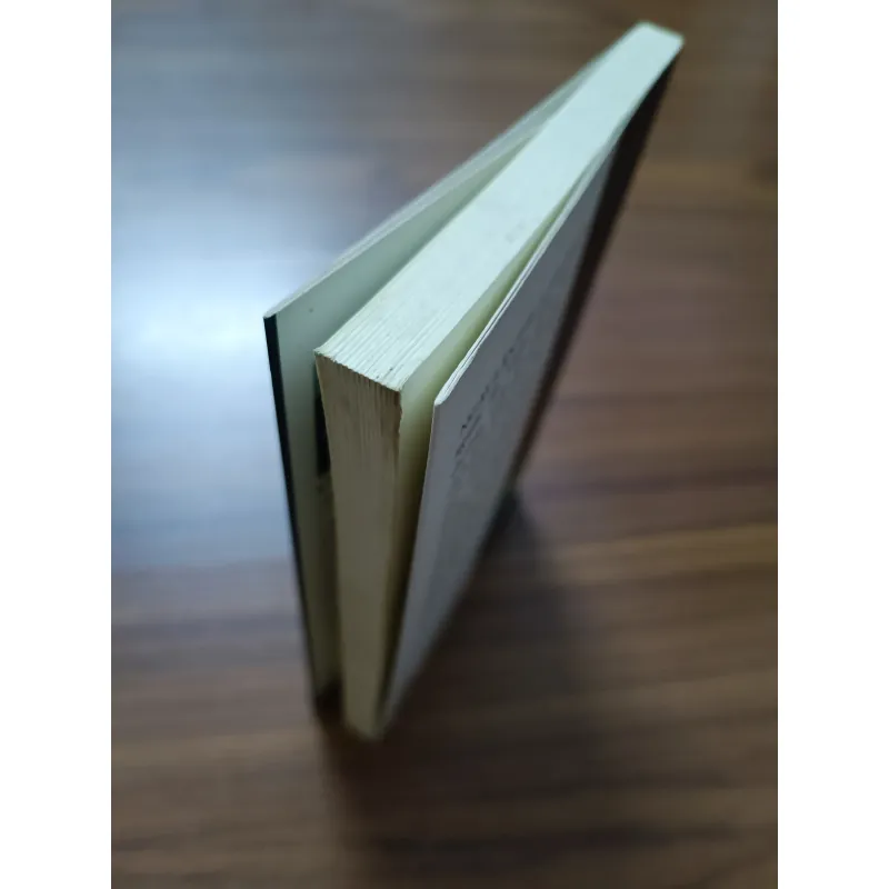 Hồ (Banana Yoshimoto) 1046799