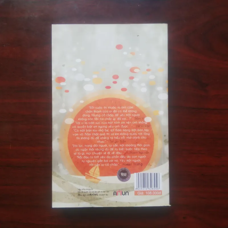 [Sách Tản Văn] Yêu Đi Rồi Khóc (Hamlet Trương) 934622