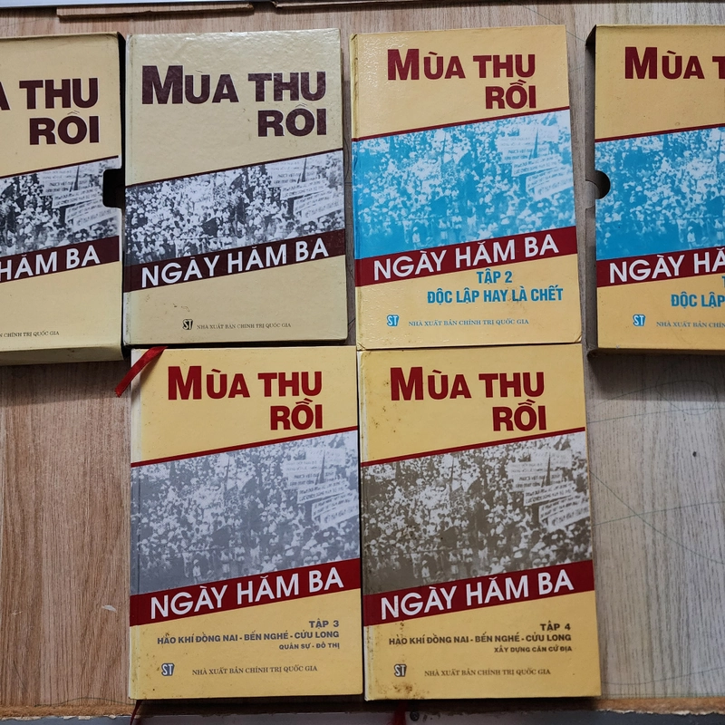 Mùa thu rồi ngày hăm ba | hồi ký 4 tập  550182