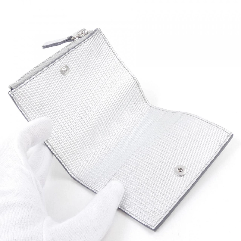 【Mã giảm giá】Ví MM6 656301