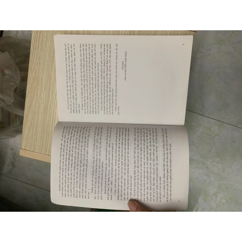 Sách Lịch sử thế giới hiện đại 533548