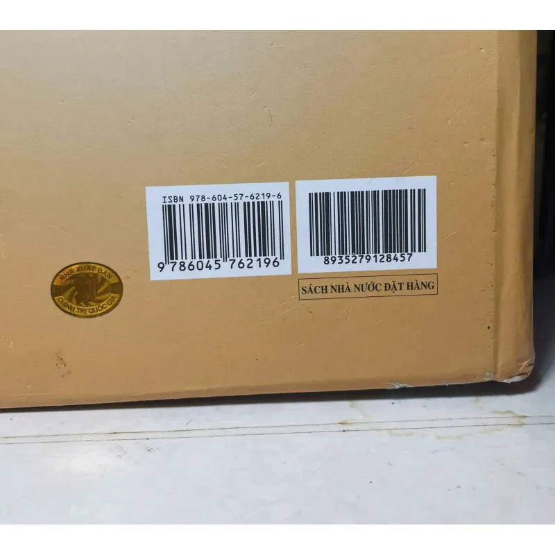 SÁCH CHỦ TỊCH HỒ CHÍ MINH VỚI SỰ NGHIỆP ĐỔI MỚI, PHÁT TRIỂN VÀ BẢO VỆ TỔ QUỐC 700725