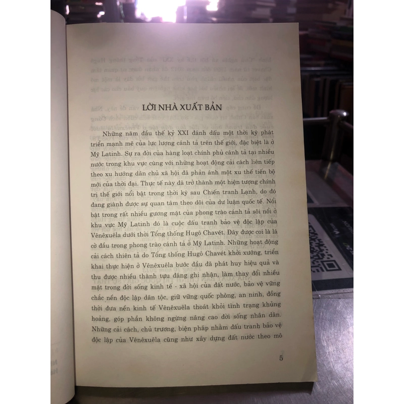 Công cuộc đấu tranh bảo vệ độc lập dân tộc ở Vênêxuêla dưới thời tổng thống Hugô Chavét 538533