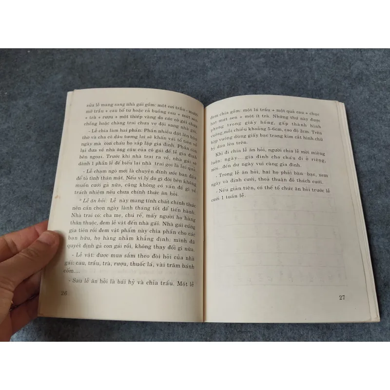 PHONG TỤC TẬP QUÁN NGƯỜI VIỆT 719894