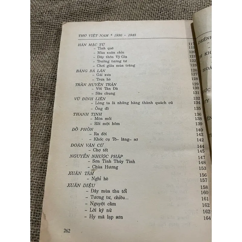 Thơ Việt Nam 1930-1945 568291