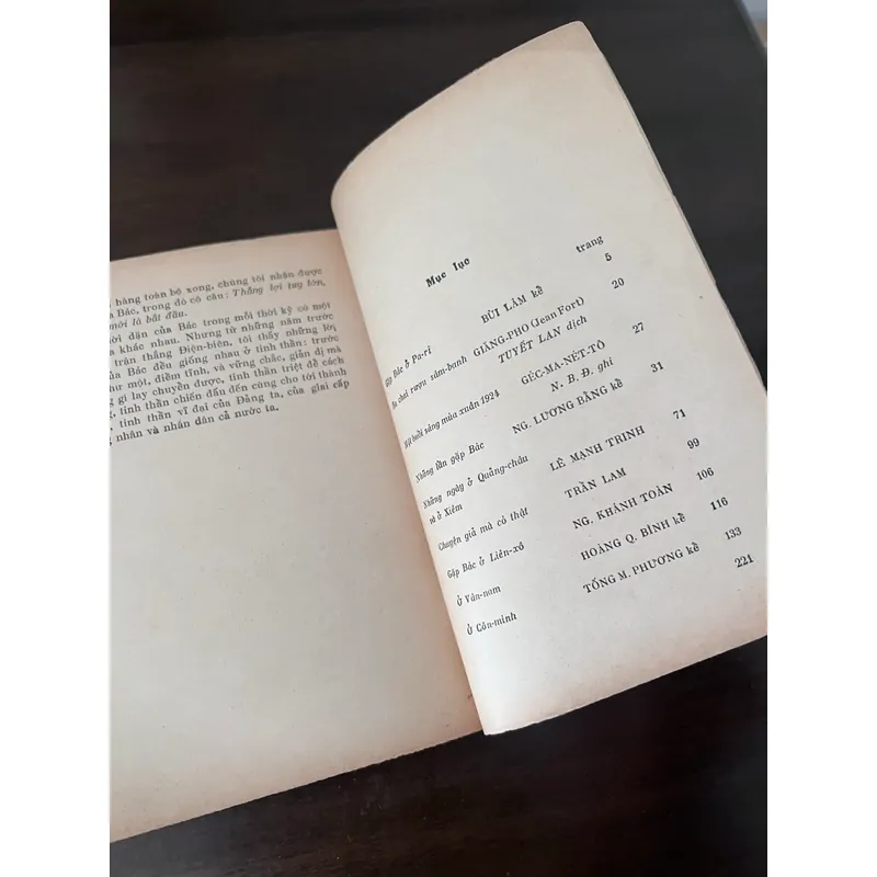 Bác Hồ (hồi ký xuất bản 1975) 597723
