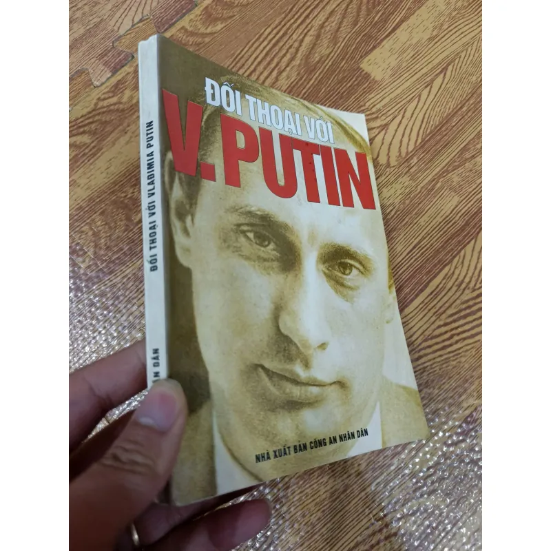 Đối thoại với V.Putin 781127