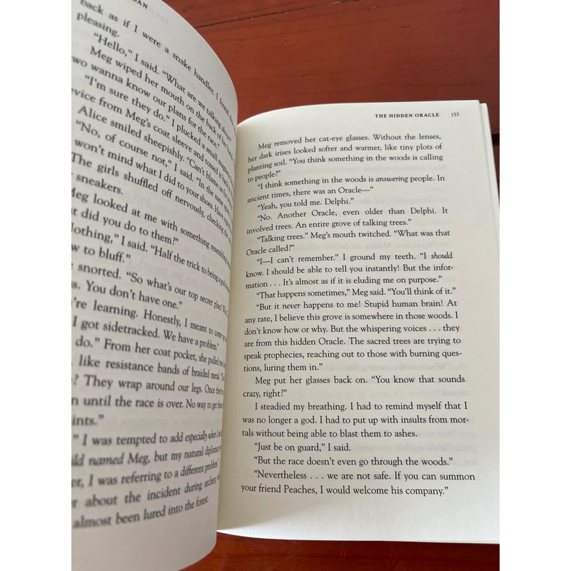 The trials of Apolo Book onr The hidden oracle Rick Riordan 539579