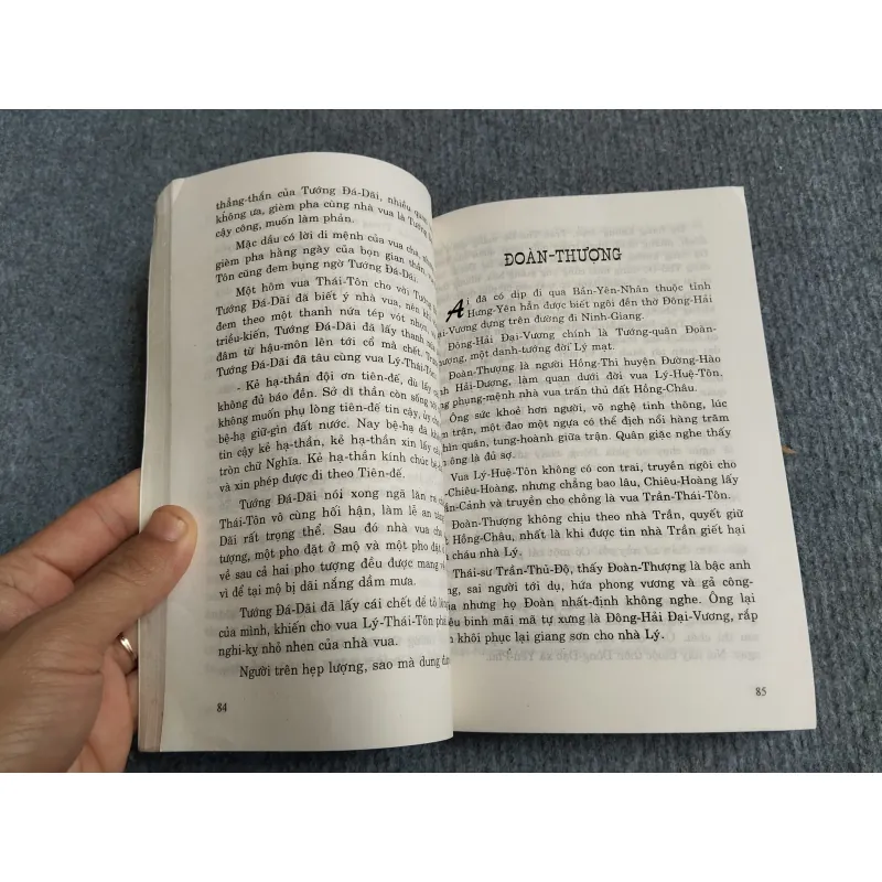 NHỮNG CHUYỆN TRỌNG NGHĨA VIỆT NAM TRUNG HOA 701919