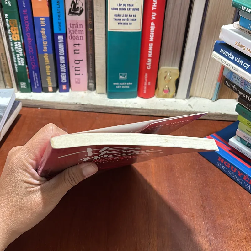 II Tập Truyện Ngắn: Hoa Hồng Môi Màu Đỏ - Nguyễn Trọng Văn - 2014 786200