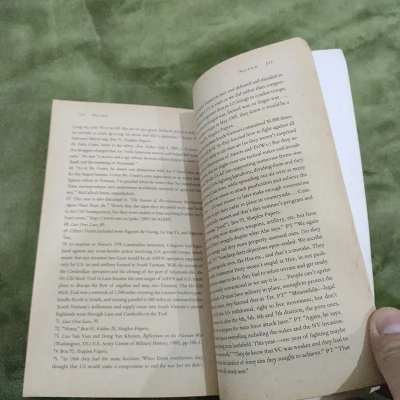 Perfect Spy Larry Berman - Phạm Xuân Ẩn 722483