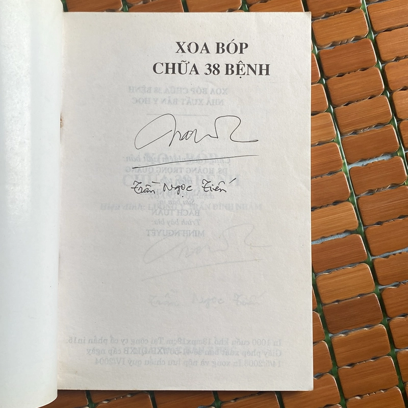 XOA BÓP - CHỮA 38 BỆNH (XB 2004) 472361