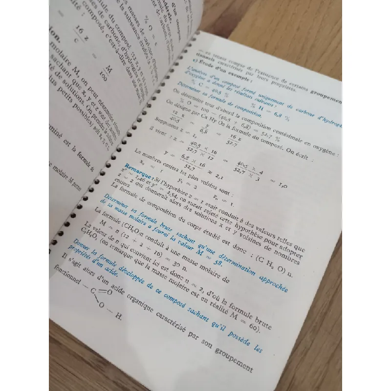 La chimie au baccalauréat CDE: Sujets-Questions, Problèmes résolus 561238