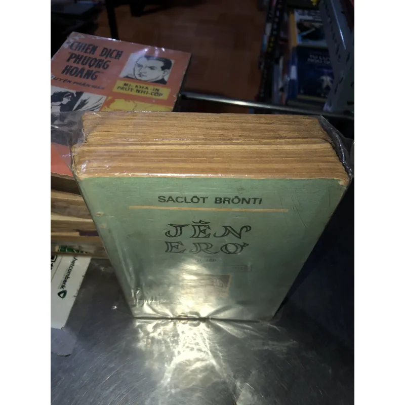 Jên Erơ - Saclốt Brônti 931256