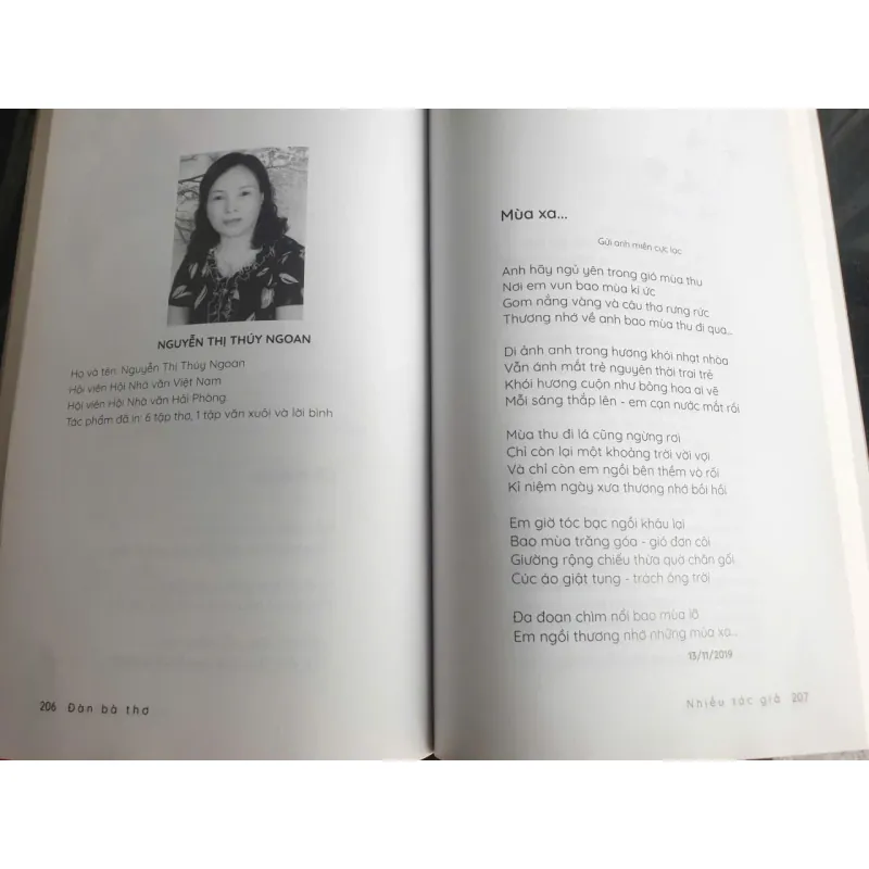 Đàn Bà Thơ 696877