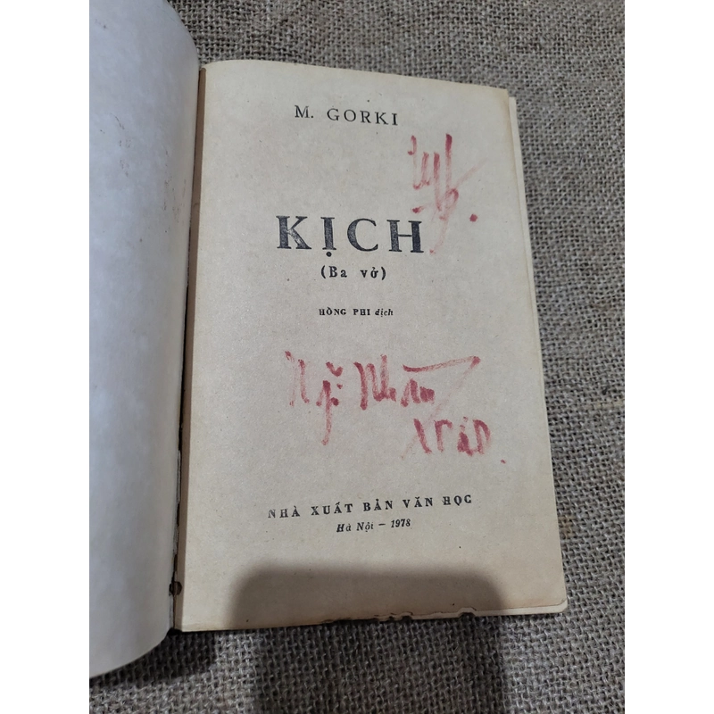 Kịch Gorki  362448