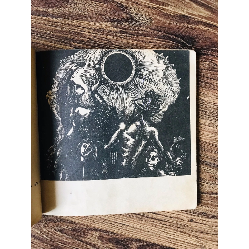 Ta phải thấy mặt trời - Trịnh Công Sơn ( mẫu bìa Đinh Cường ) 128420