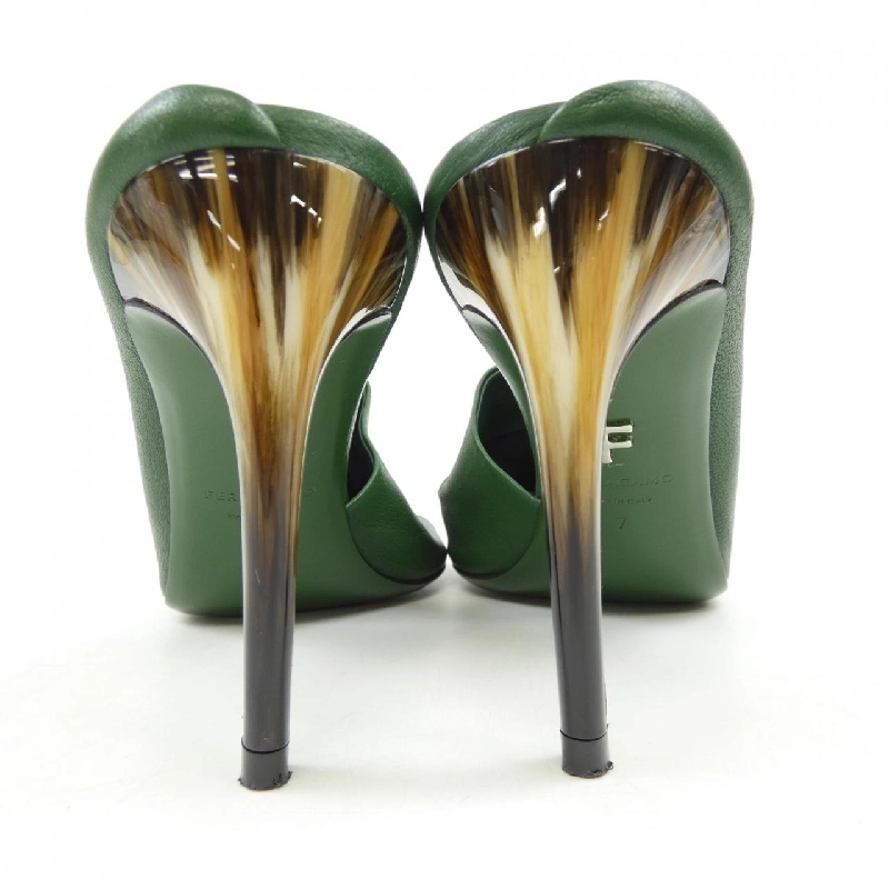 Giày sandal FERRAGAMO - Hàng hiệu Authentic 829560