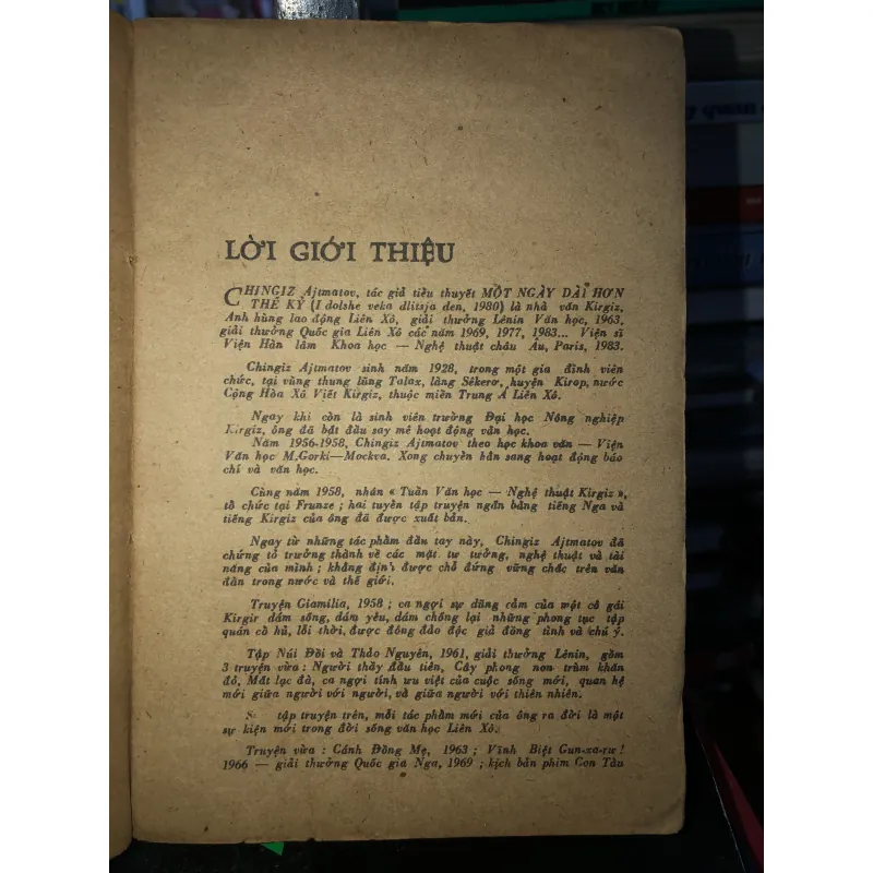 Một ngày dài hơn thế kỷ - Chingiz Ajtmatov 795447
