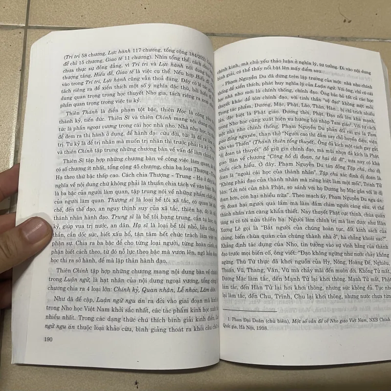 Những vấn đề mới trong nghiên cứu và giảng dạy văn học (c43) 974361