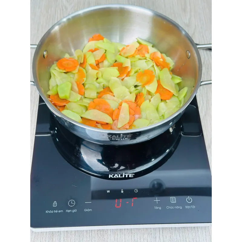 • Thiết kế mỏng gọn, sang trọng — phù hợp mọi không gian bếp. 740664