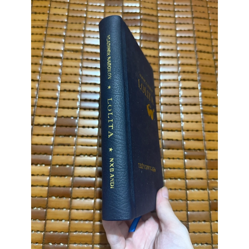 Lolita - Vladimir Nabokov ( có chữ ký dịch giả Thiên Lương) 541641