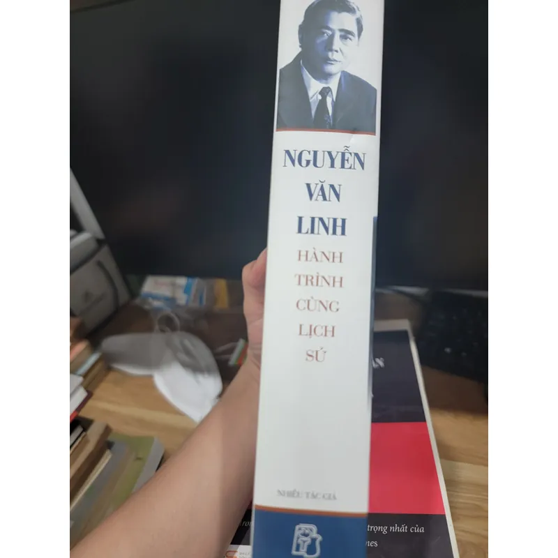Nguyễn Văn Linh hành trình cùng lịch sử bìa cứng  713125