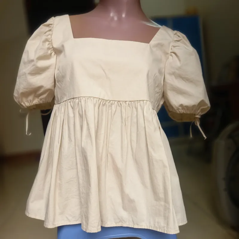 Áo váy thời trang, size M, màu kem, thời trang AMM chính hãng 1021029