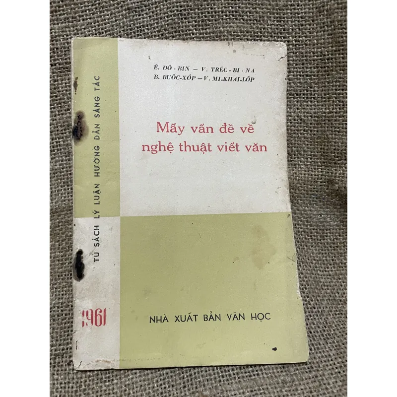 Mấy vấn đề nghệ thuật viết văn - dịch từ tiếng Nga 934171