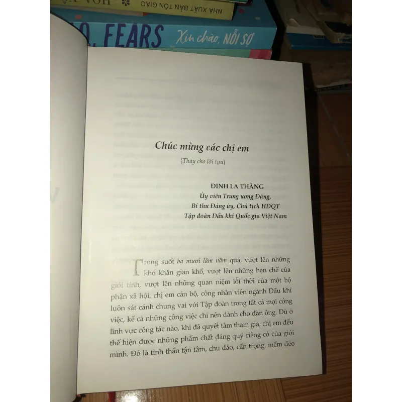 Dịu dàng và bừng sáng  1000764