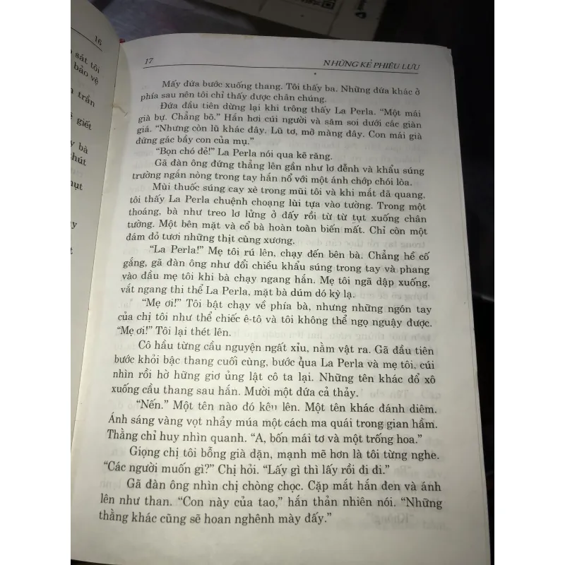 Những kẻ phiêu lưu - Harold Robbins 975549