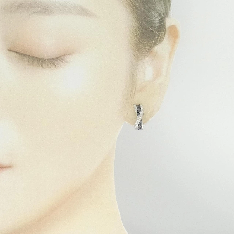 K18WG/K18BG Bông tai kim cương 0.58CT - Hàng hiệu Chính hãng 870249