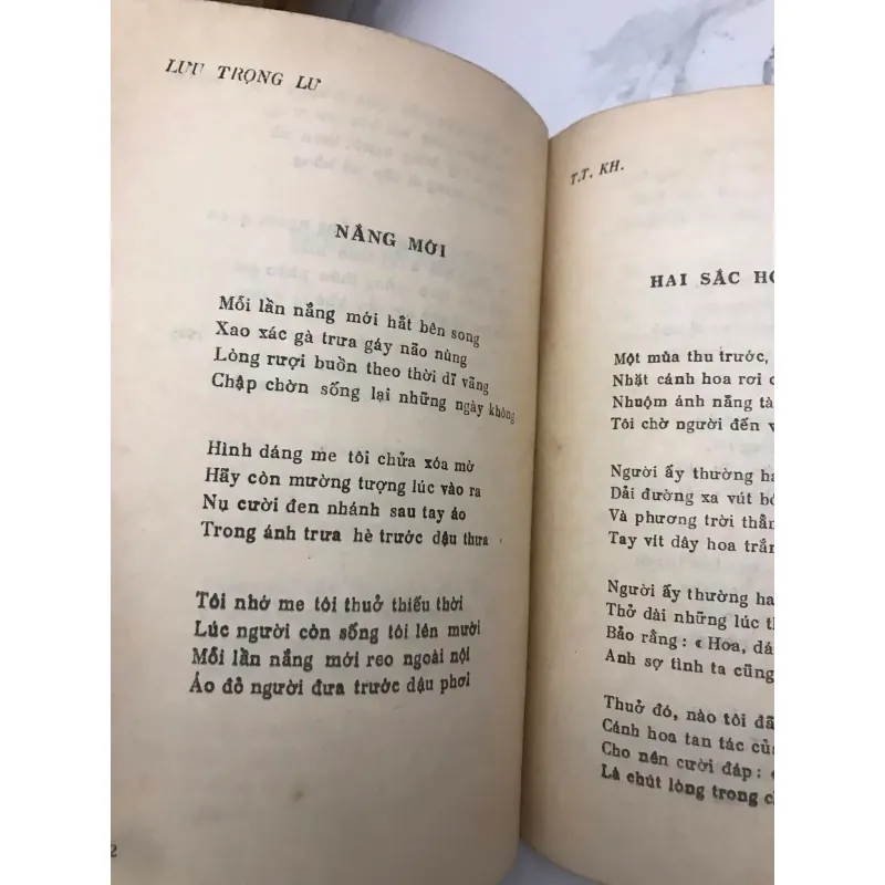 MƯA ĐỀN CÂY - tập thơ có Văn Cao, Hoàng Cầm, Thâm Tâm, Huy Cận, Hữu Loan...in năm 1987 780070