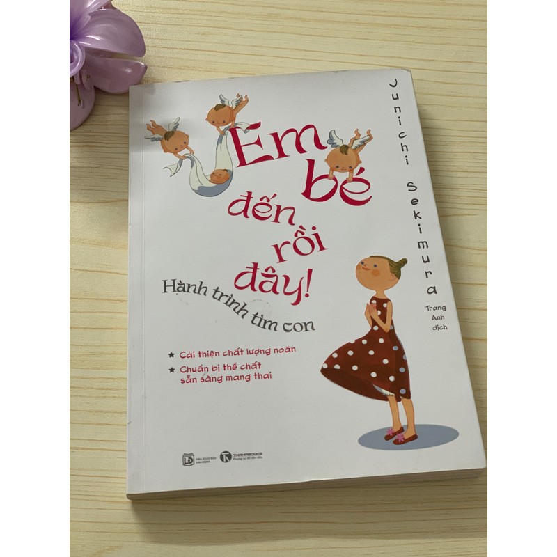 Sách - Em bé đến rồi đây - Thái Hà Books 137880