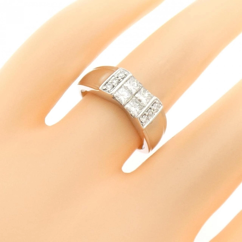 Nhẫn kim cương K18WG 0.70CT 668489