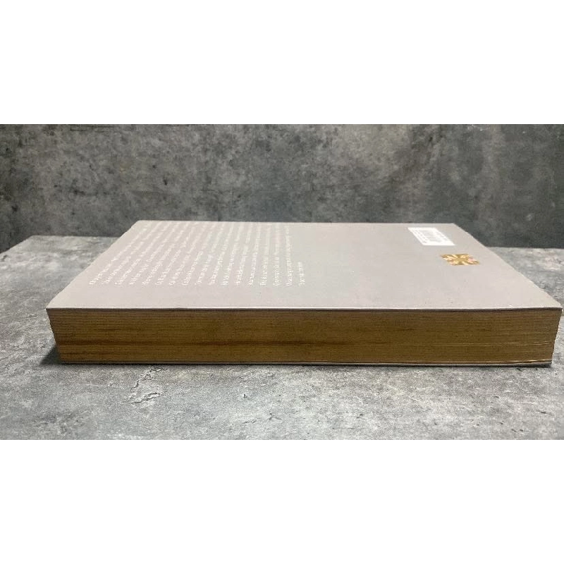 Tạp văn Phan Thị Vàng Anh -NXB Trẻ 2013 -Sách lưu kho có ố 472335