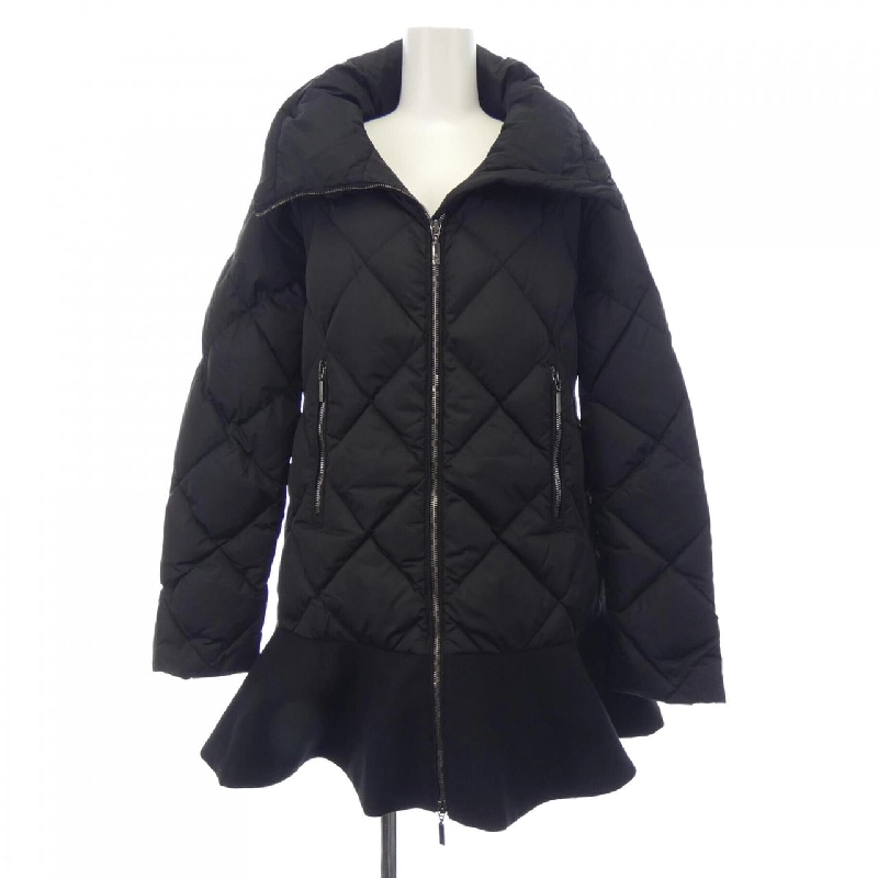 Áo khoác lông vũ MONCLER 640045