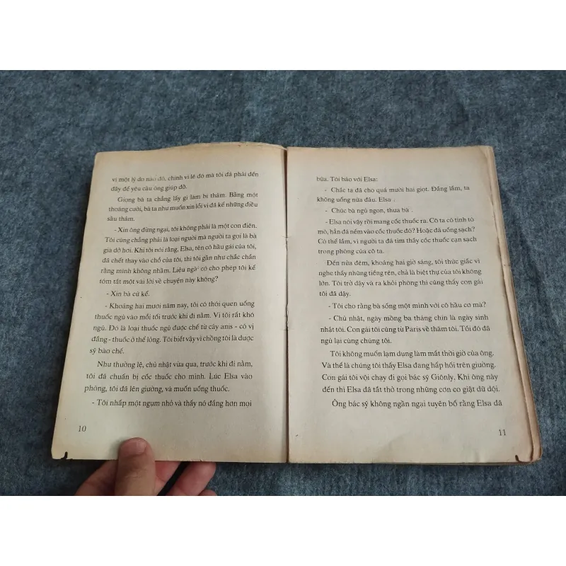 CHIẾC NHẪN MẶT NGỌC - GEORGES SIMENON 574617