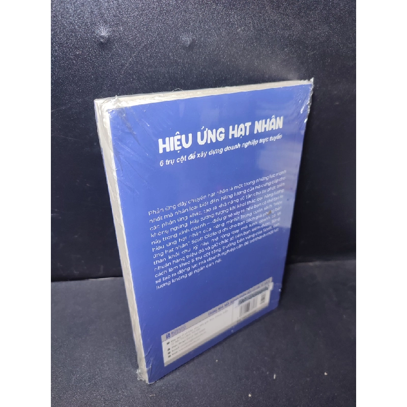 Hiệu ứng hạt nhân 6 trụ cột để xây dựng doanh nghiệp trực tuyến Scott Oldford new 100% HCM.ASB2512 doanh nghiệp 61749