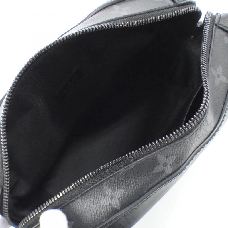 Túi đeo vai Louis Vuitton Monogram Eclipse Soft Trunk M44730 613702